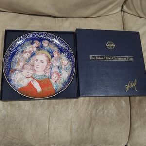 Edna Hibel 1985 Christmas Plate Angels Message With COA